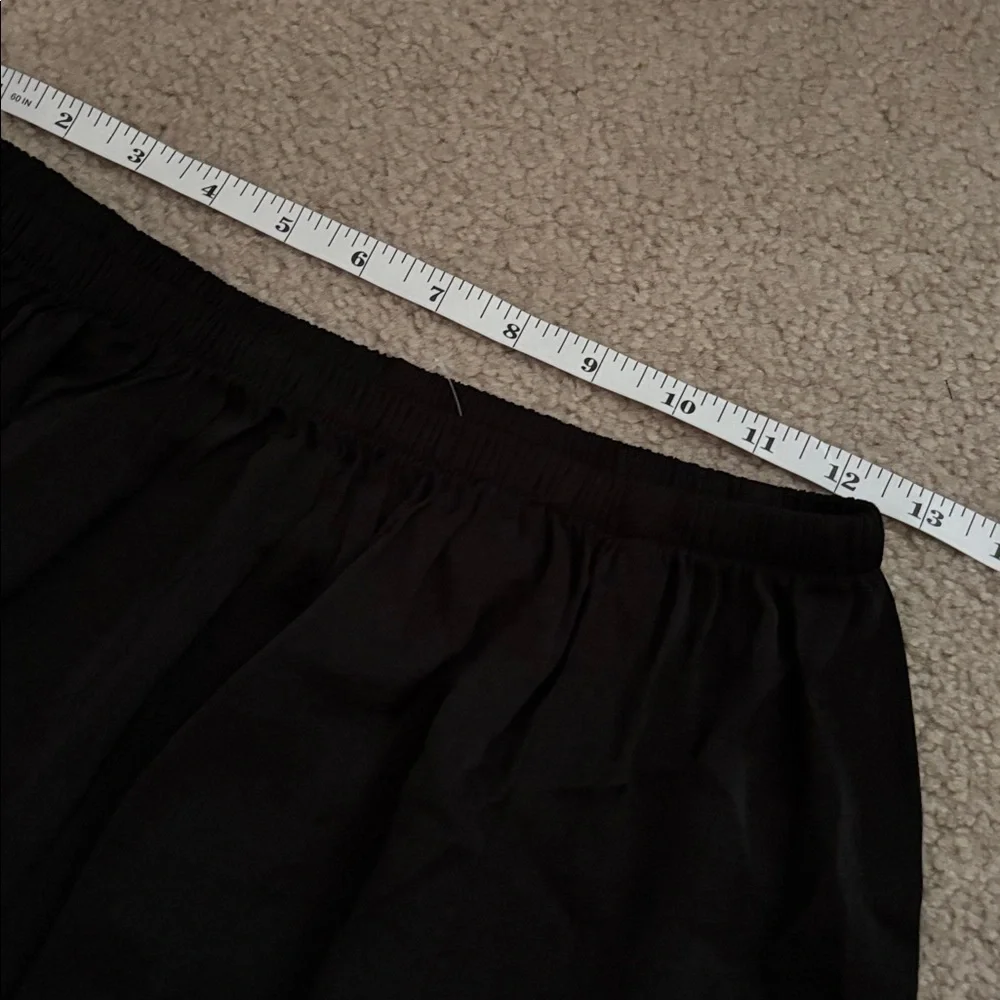Aerie Handkerchief Elegant Black Lace Hem Skirt size XS NWT